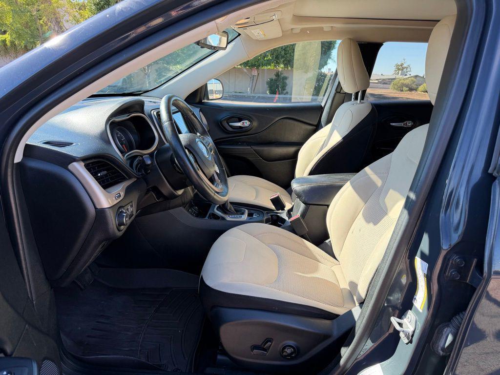 used 2017 Jeep Cherokee car, priced at $15,500