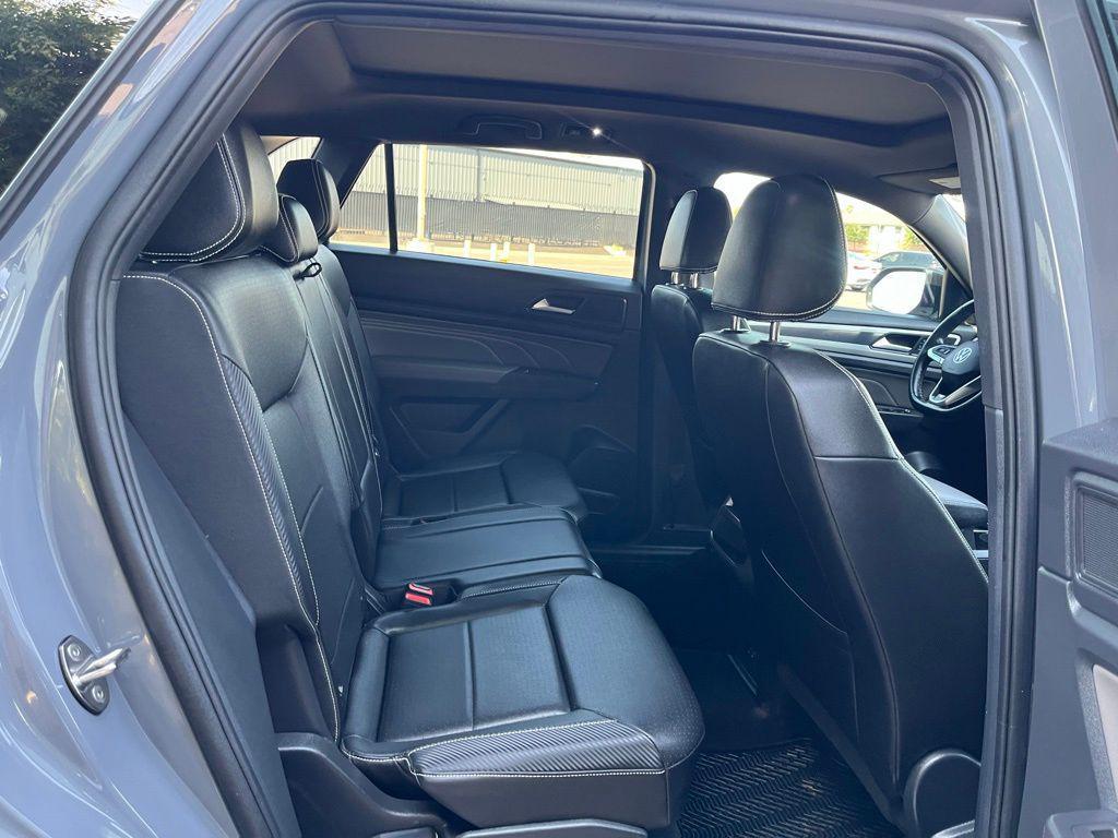 used 2023 Volkswagen Atlas Cross Sport car, priced at $27,995