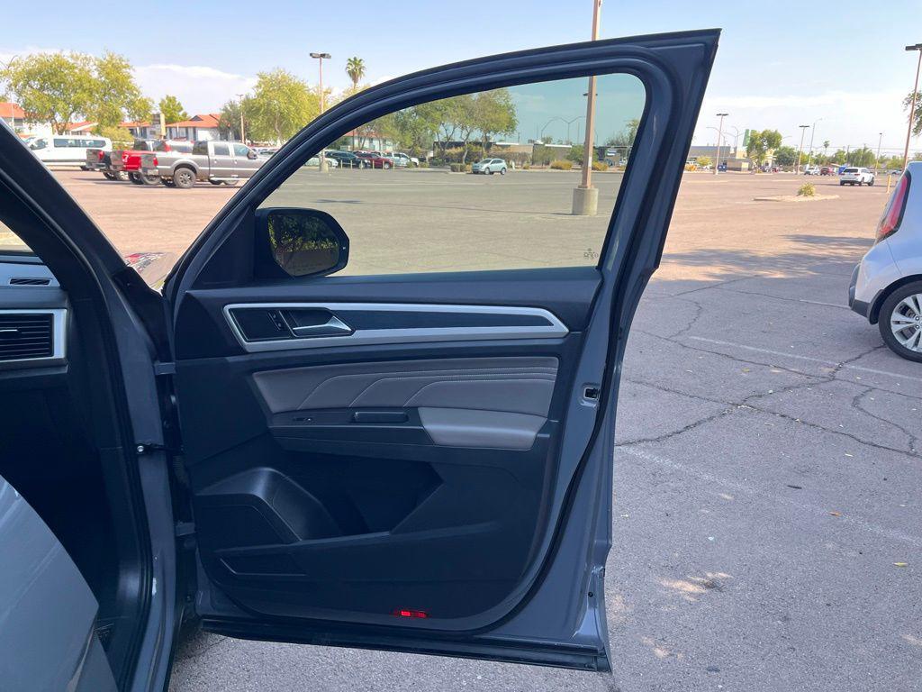 used 2023 Volkswagen Atlas Cross Sport car, priced at $27,995