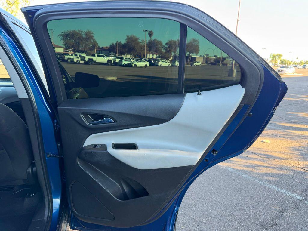 used 2023 Chevrolet Equinox car, priced at $20,990