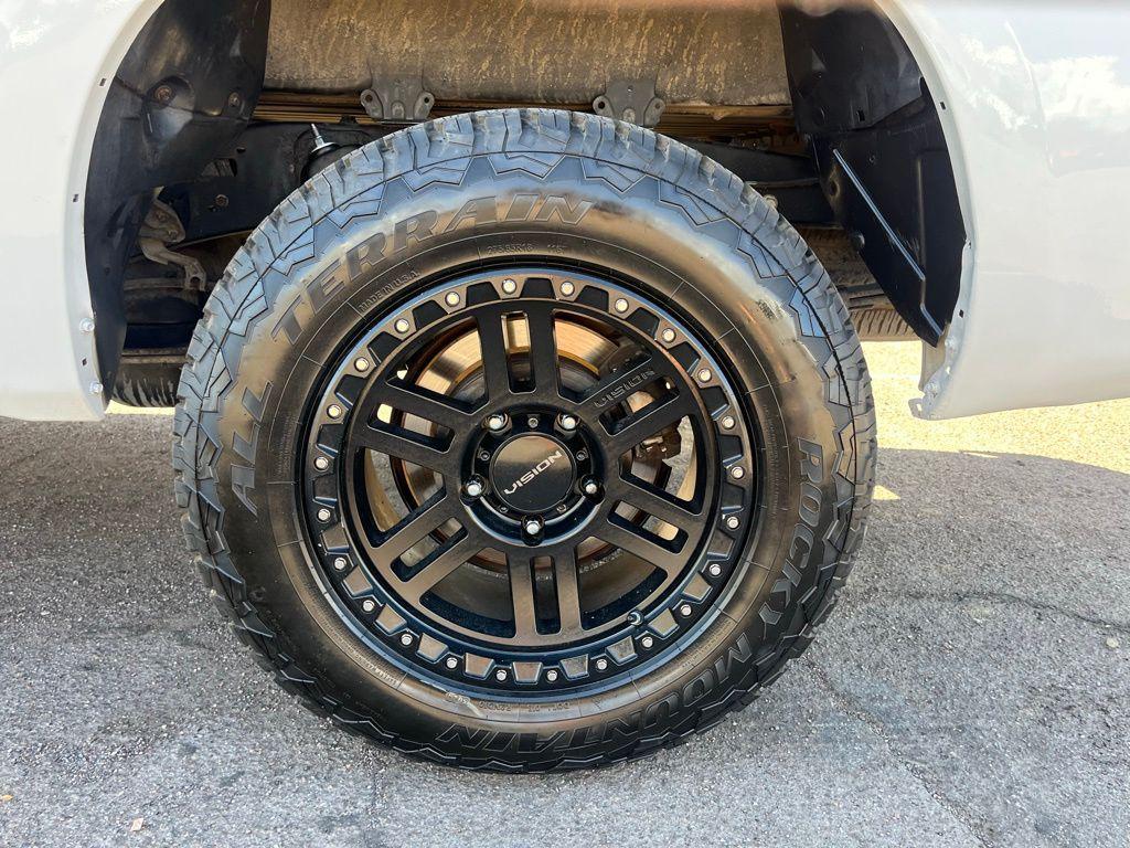 used 2007 Toyota Tundra car, priced at $14,995