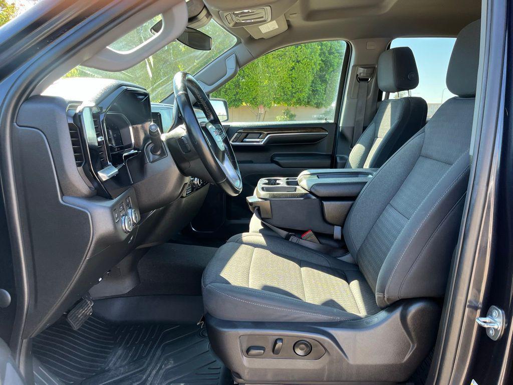 used 2023 GMC Sierra 1500 car, priced at $39,995