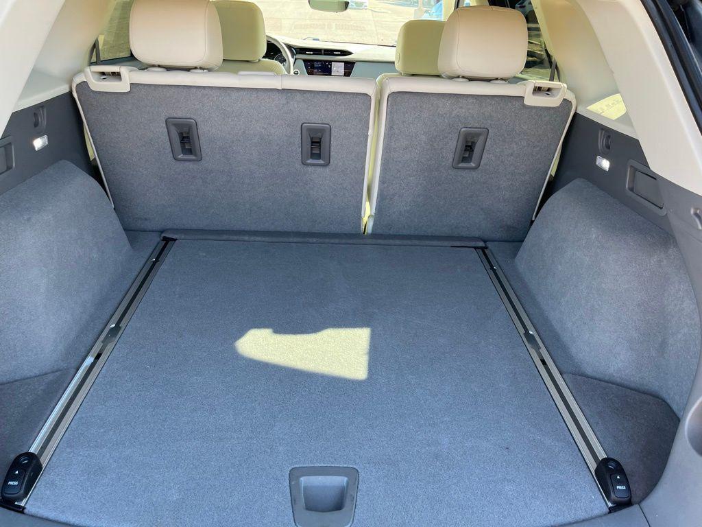 used 2024 Cadillac XT5 car, priced at $39,500