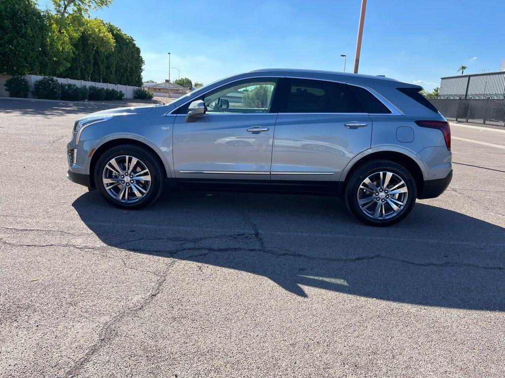 used 2024 Cadillac XT5 car, priced at $39,500