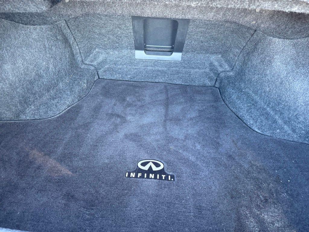 used 2011 INFINITI M37 car, priced at $11,900