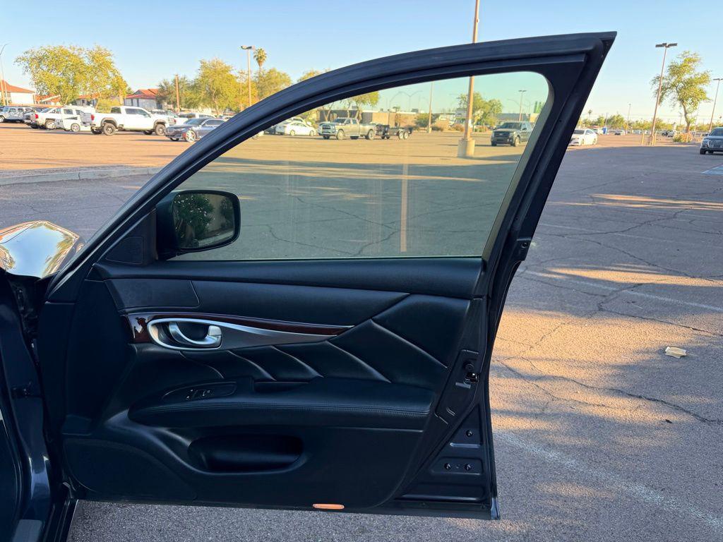 used 2011 INFINITI M37 car, priced at $11,900