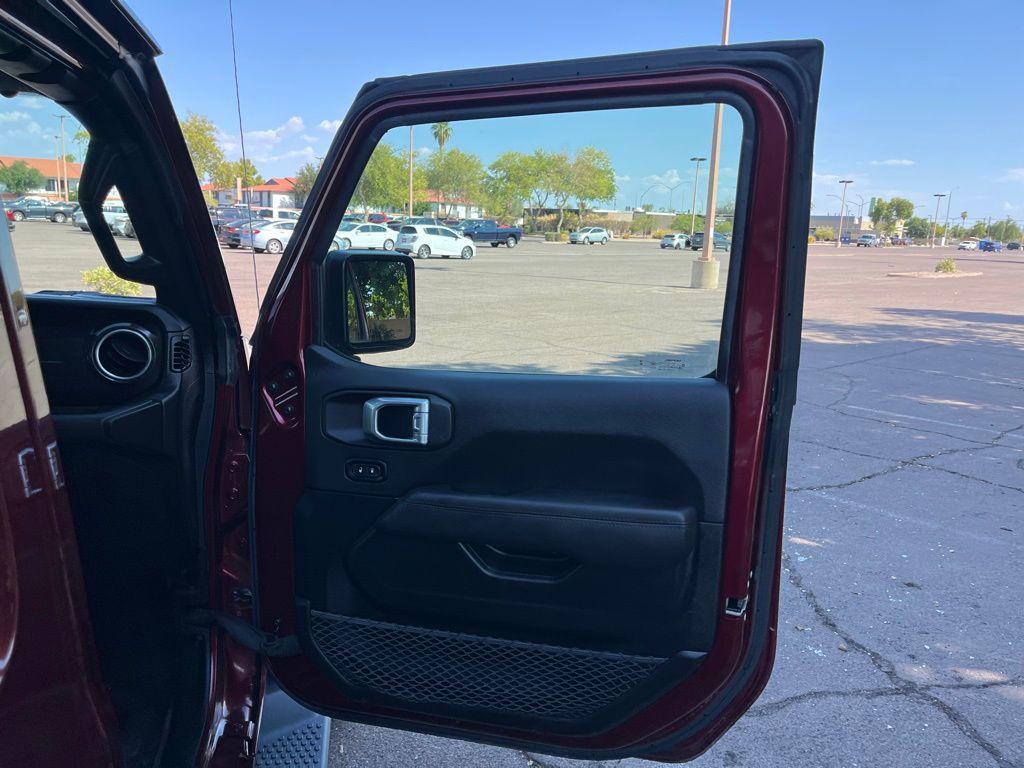 used 2021 Jeep Wrangler Unlimited car, priced at $31,995