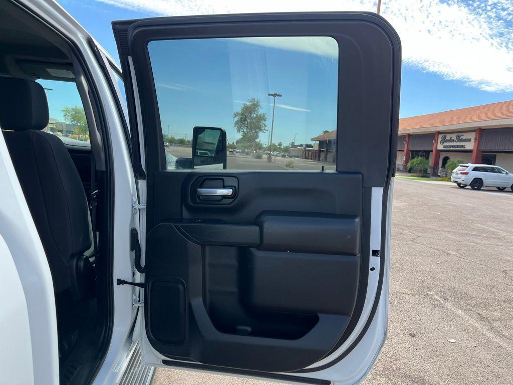 used 2022 Chevrolet Silverado 2500 car, priced at $33,995