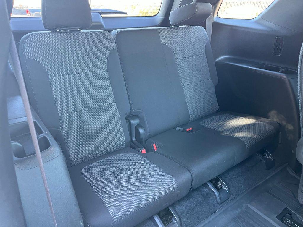 used 2022 Chevrolet Traverse car, priced at $23,995