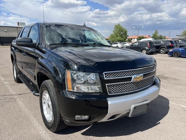 used 2009 Chevrolet Avalanche car, priced at $22,500