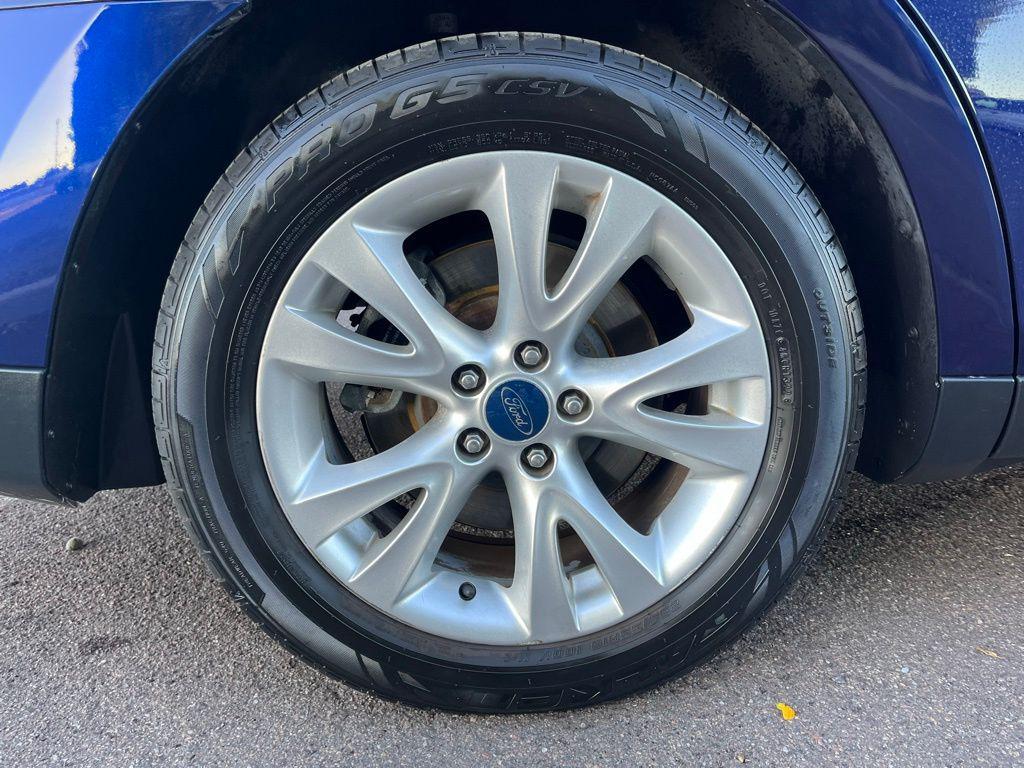 used 2011 Ford Taurus car, priced at $10,500