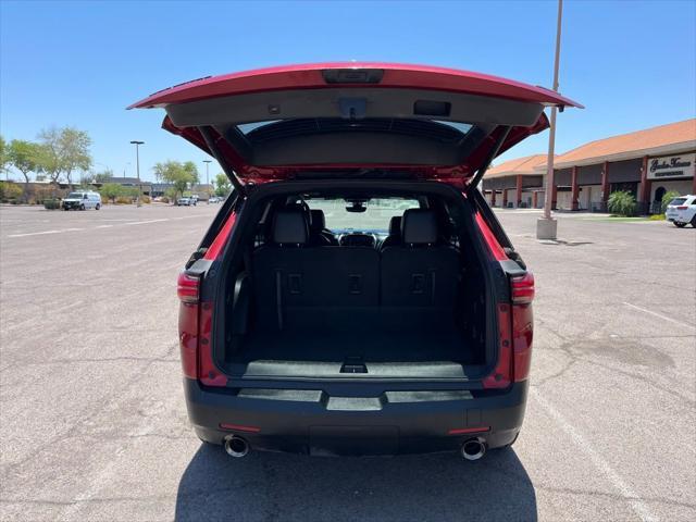 used 2022 Chevrolet Traverse car, priced at $32,995