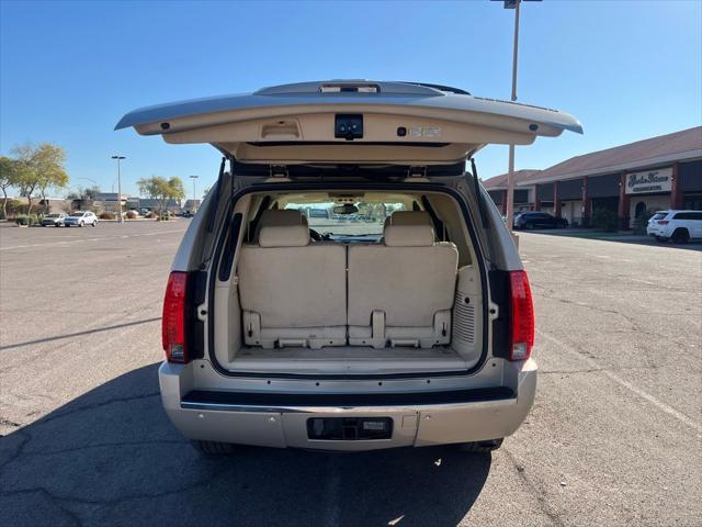 used 2008 Cadillac Escalade car, priced at $21,500