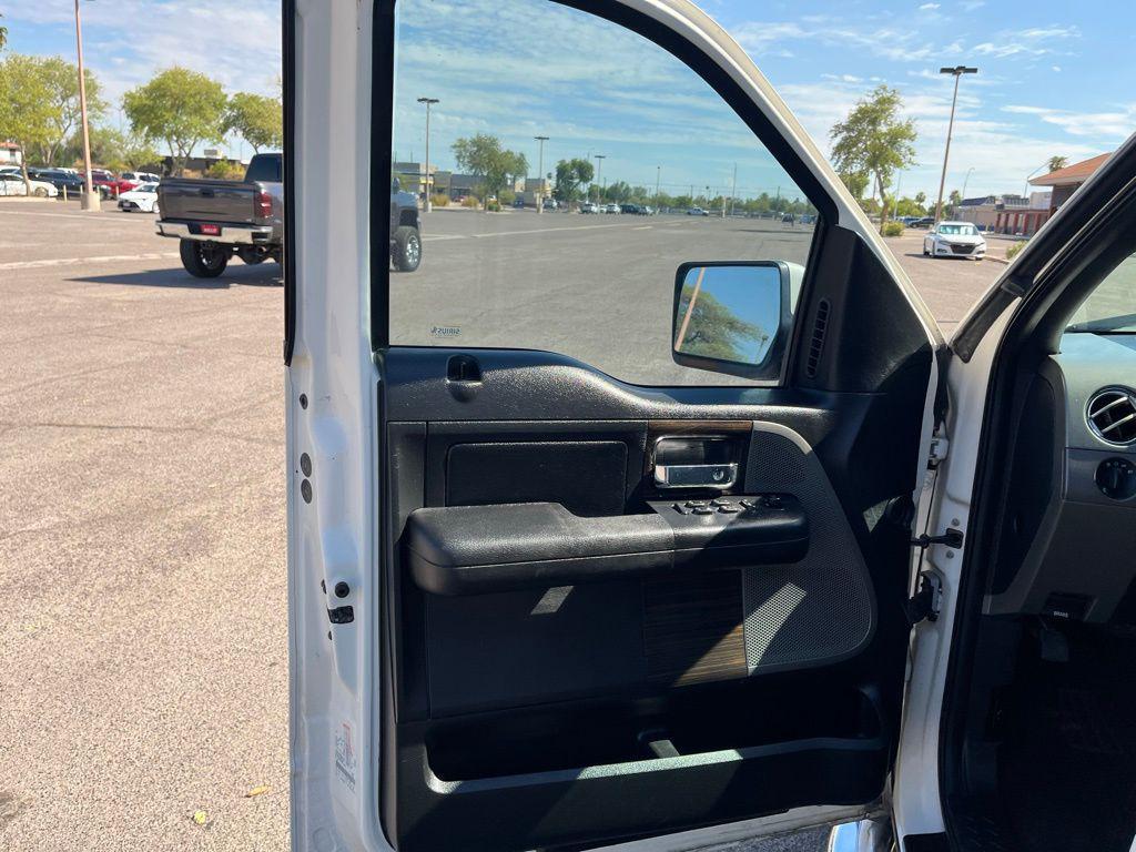 used 2008 Lincoln Mark LT car, priced at $16,900