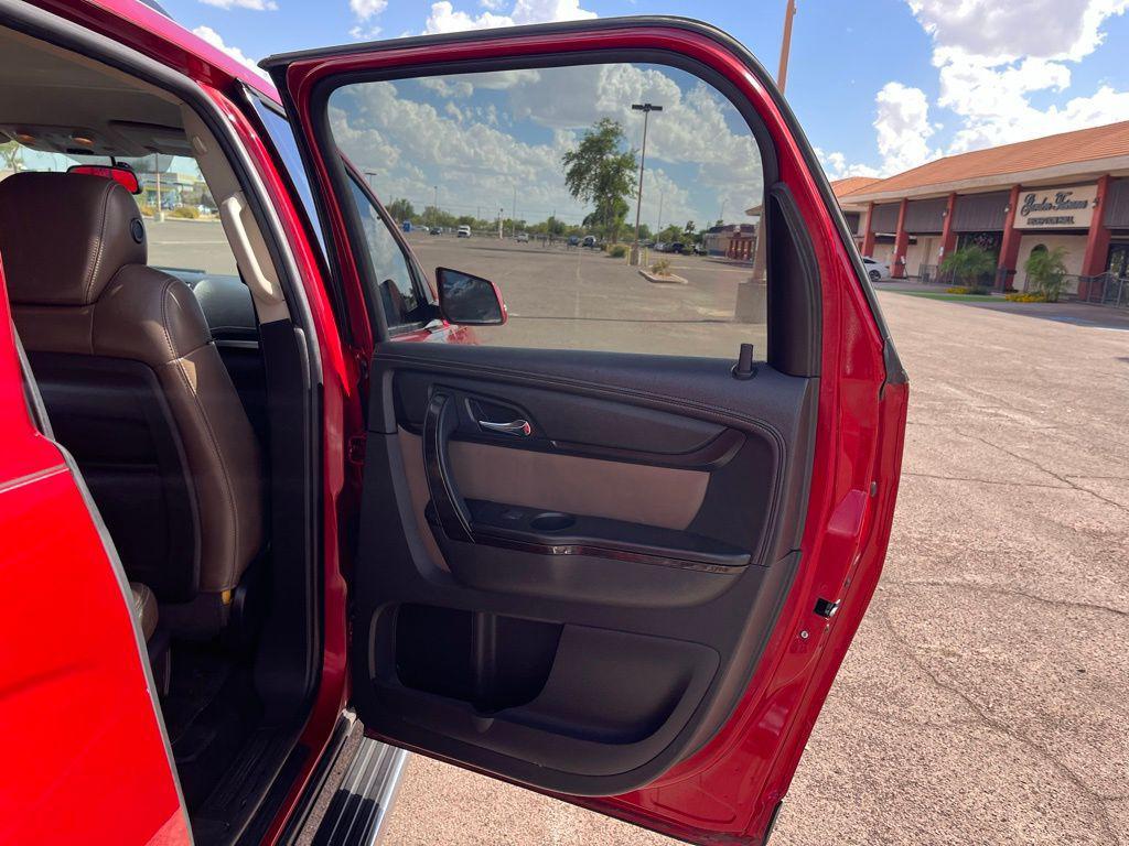used 2014 GMC Acadia car, priced at $10,990