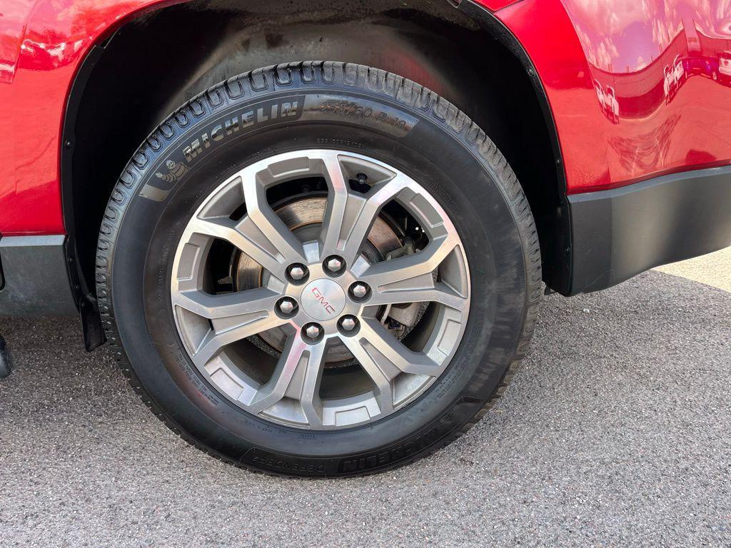 used 2014 GMC Acadia car, priced at $10,990