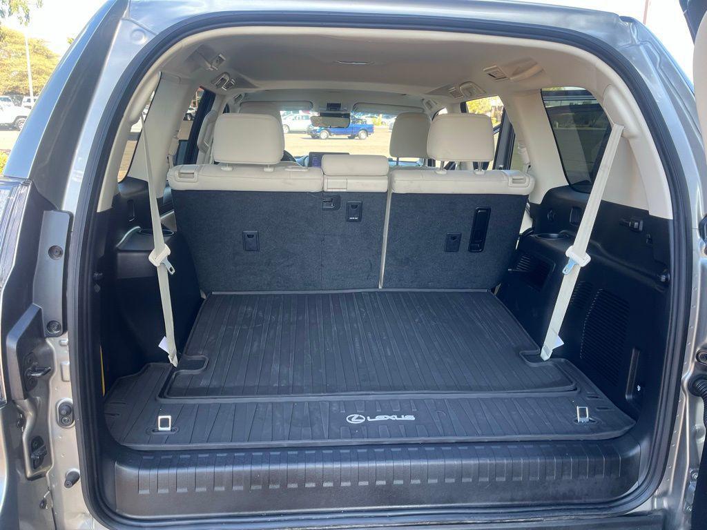 used 2023 Lexus GX 460 car, priced at $59,888