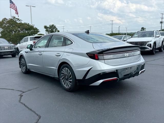 new 2025 Hyundai Sonata Hybrid car, priced at $38,542