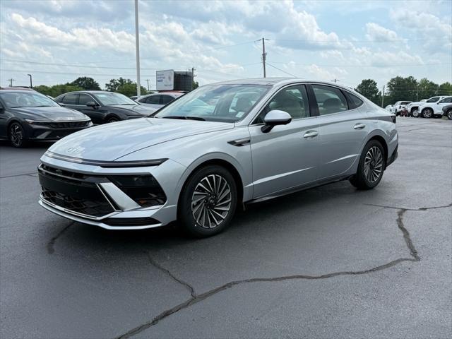 new 2025 Hyundai Sonata Hybrid car, priced at $38,542