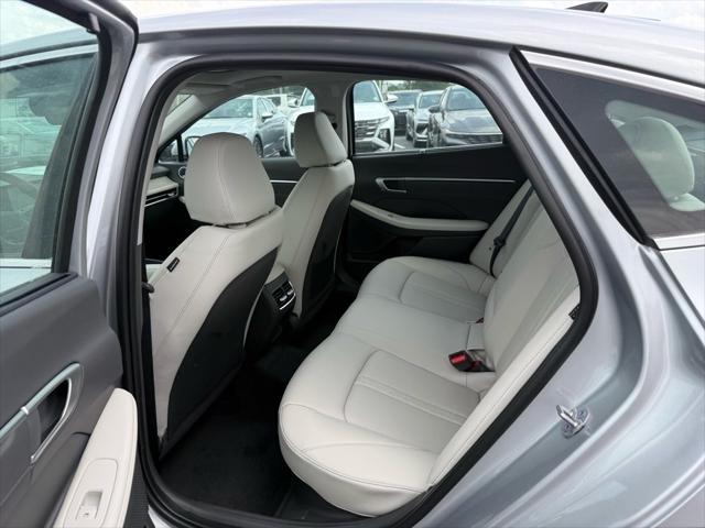 new 2025 Hyundai Sonata Hybrid car, priced at $38,542