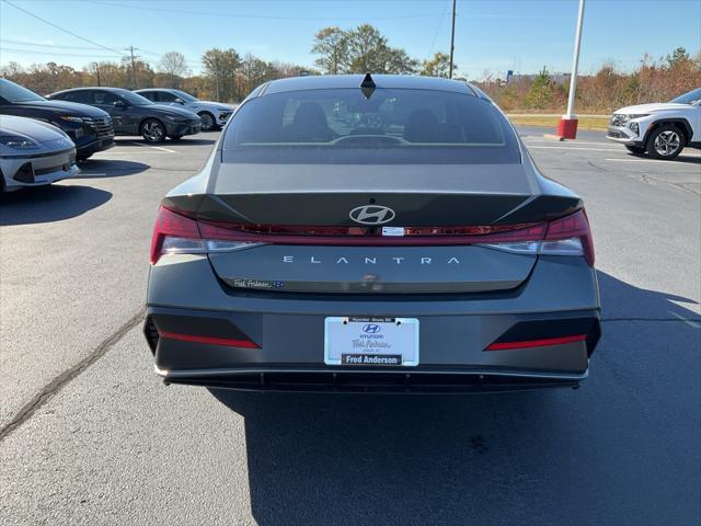 new 2024 Hyundai Elantra car, priced at $25,260