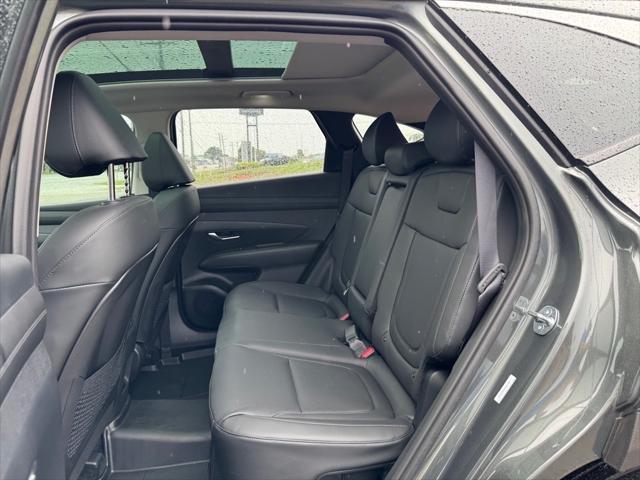 new 2025 Hyundai TUCSON Hybrid car, priced at $37,599