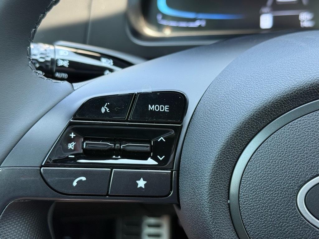 new 2025 Hyundai Elantra car, priced at $23,091