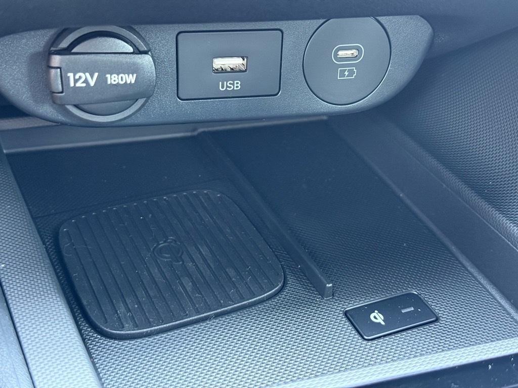 new 2025 Hyundai Elantra car, priced at $23,091