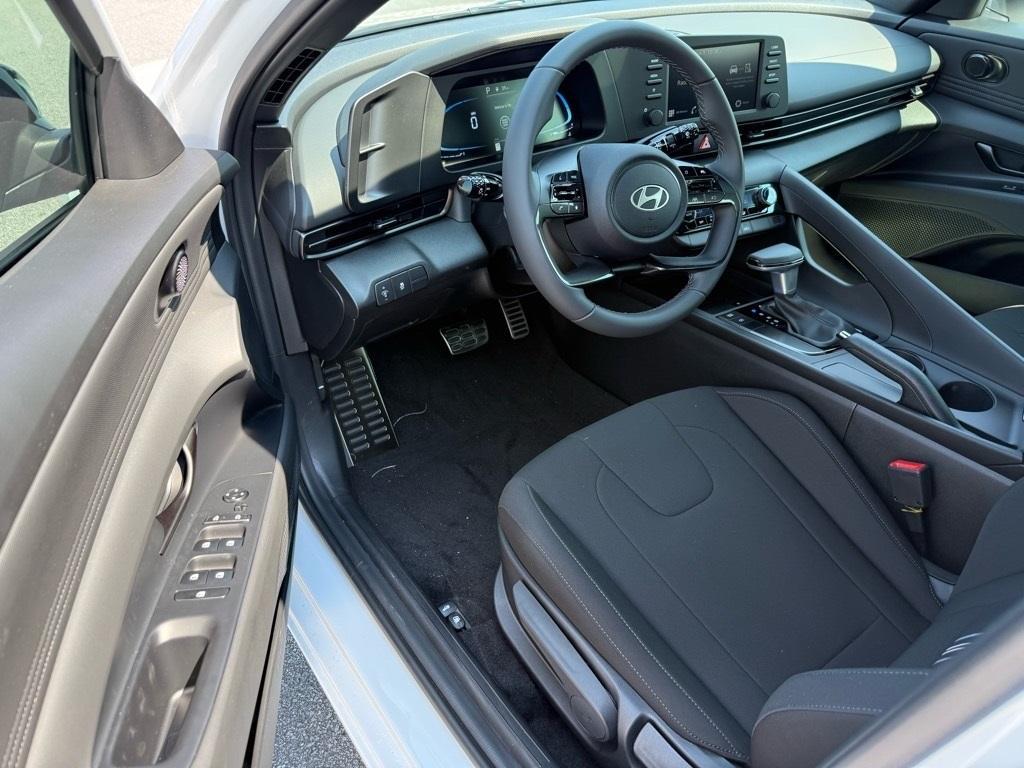 new 2025 Hyundai Elantra car, priced at $23,091