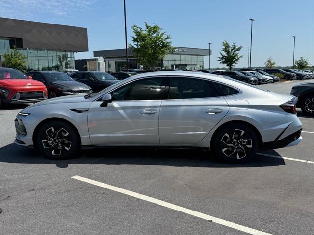 new 2025 Hyundai Sonata car, priced at $29,991