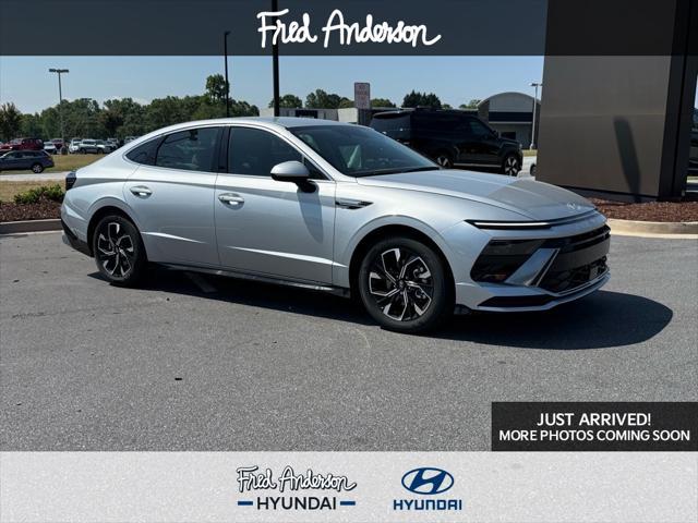 new 2025 Hyundai Sonata car, priced at $29,991