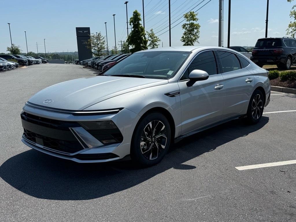 new 2025 Hyundai Sonata car, priced at $29,991