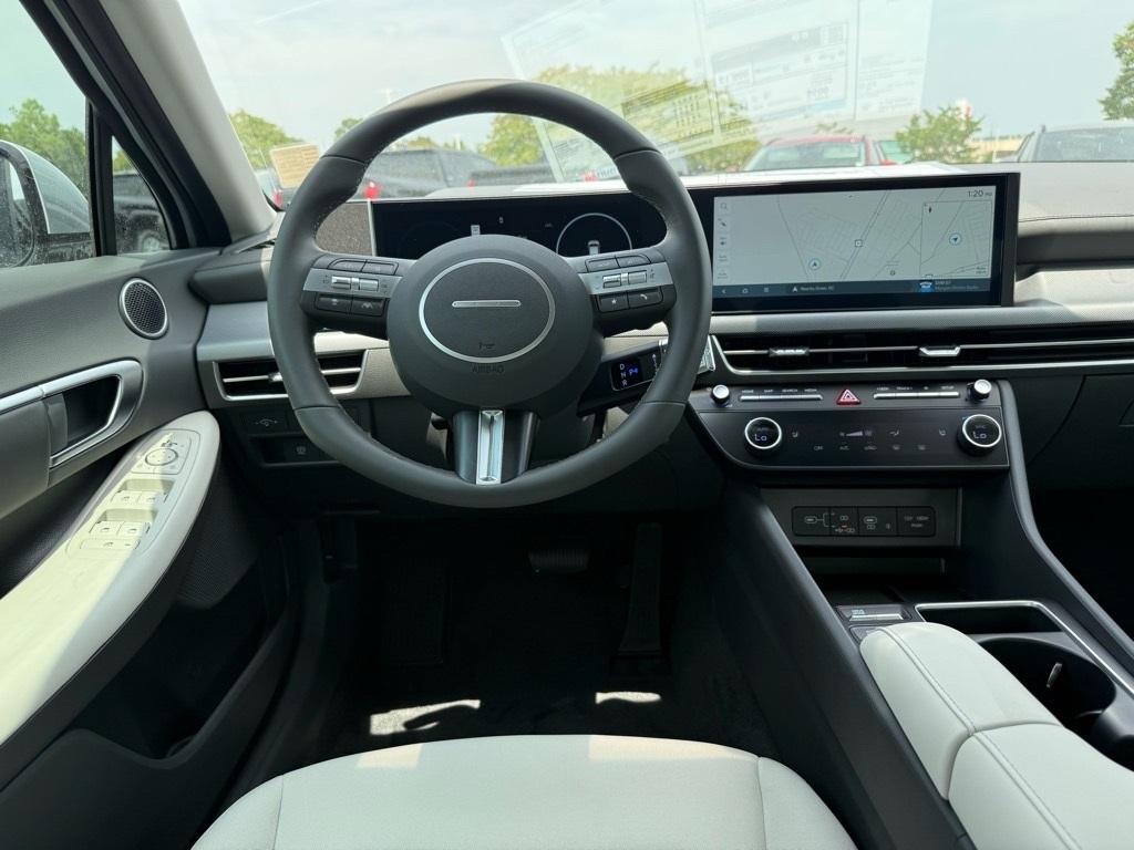 new 2025 Hyundai Sonata car, priced at $31,633