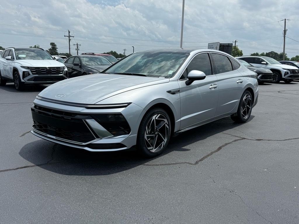 new 2025 Hyundai Sonata car, priced at $31,633