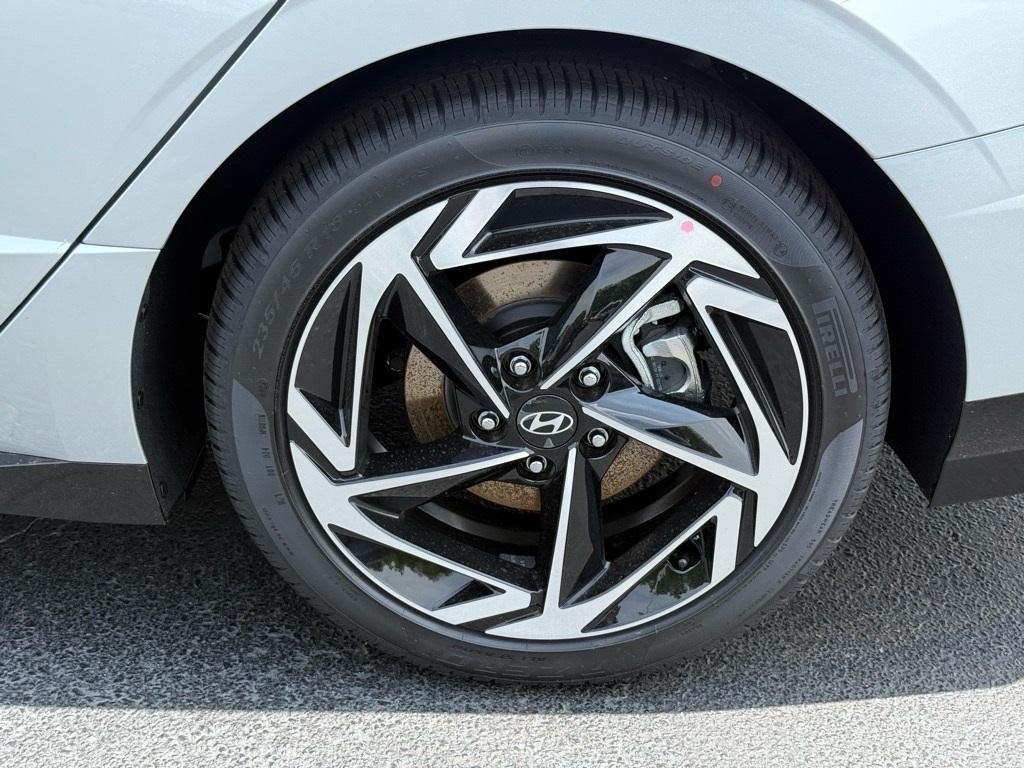 new 2025 Hyundai Sonata car, priced at $31,633