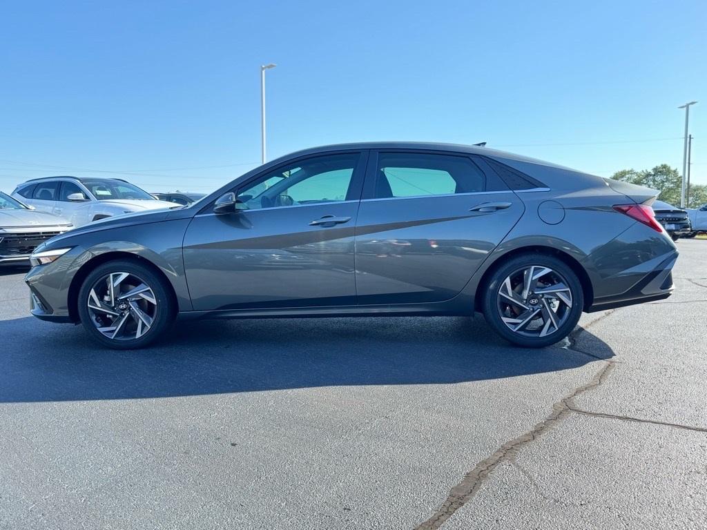new 2025 Hyundai ELANTRA HEV car, priced at $30,840