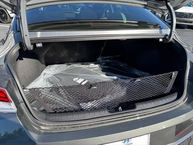 new 2025 Hyundai ELANTRA HEV car, priced at $30,840