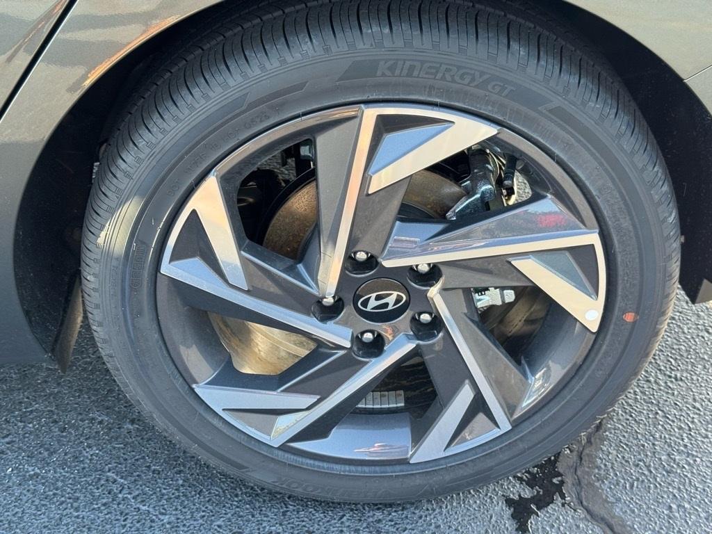 new 2025 Hyundai ELANTRA HEV car, priced at $30,840