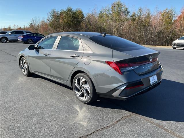 new 2025 Hyundai Elantra car, priced at $27,970