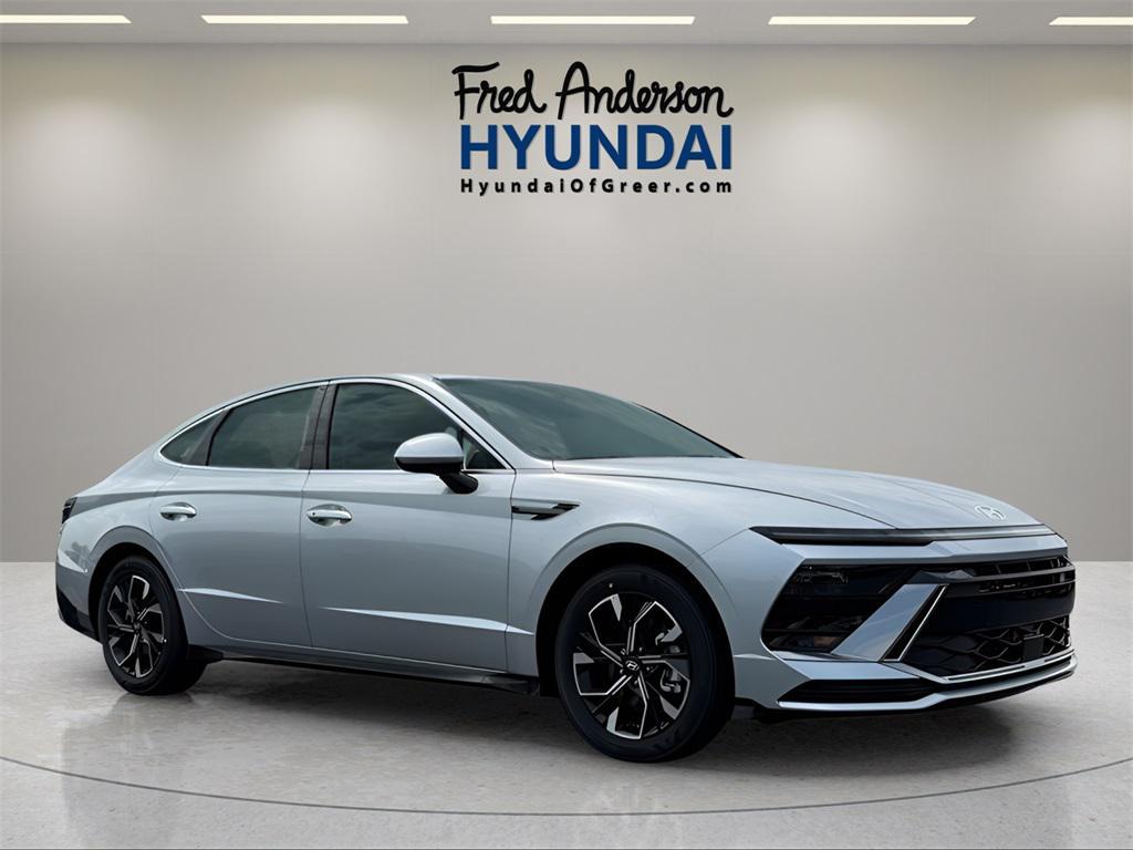 new 2025 Hyundai Sonata car, priced at $24,906