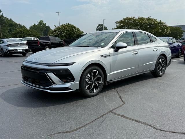 new 2025 Hyundai Sonata car, priced at $30,123