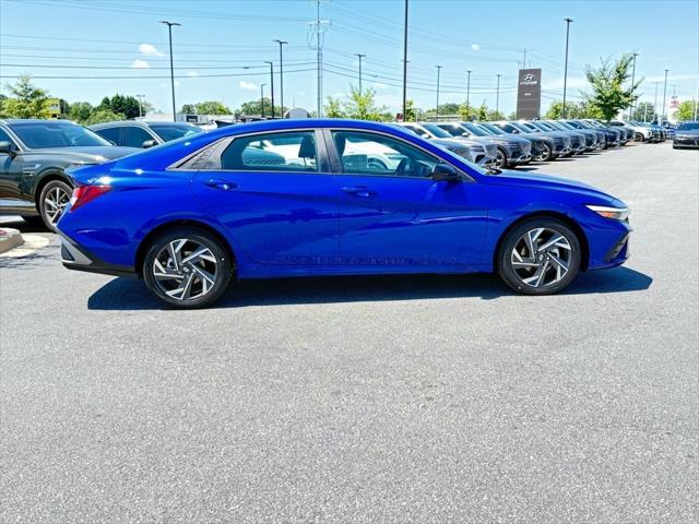 new 2025 Hyundai Elantra car, priced at $24,326