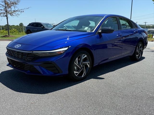 new 2025 Hyundai Elantra car, priced at $24,326