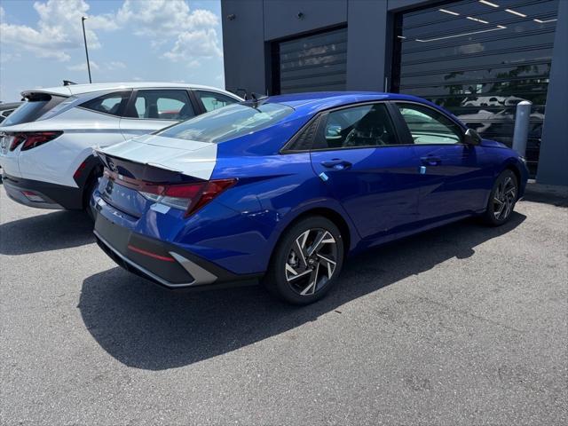 new 2025 Hyundai Elantra car, priced at $24,326