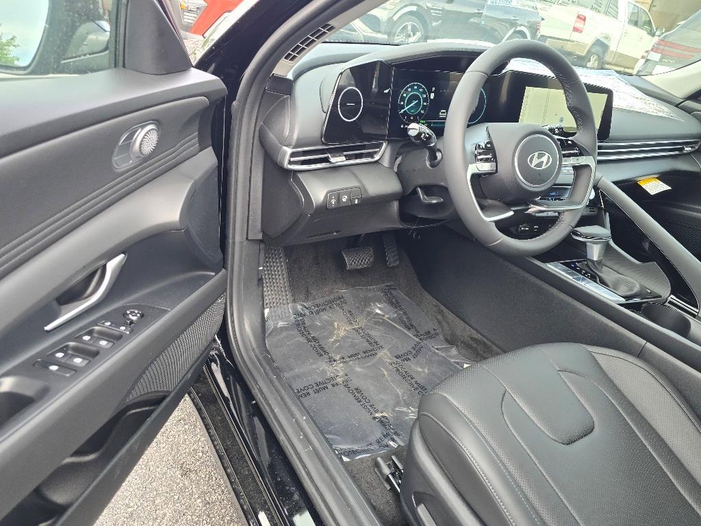 new 2025 Hyundai ELANTRA HEV car, priced at $30,830