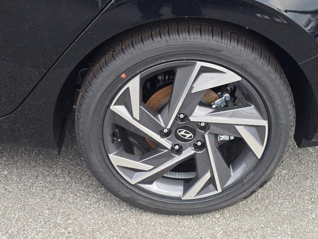 new 2025 Hyundai ELANTRA HEV car, priced at $30,830
