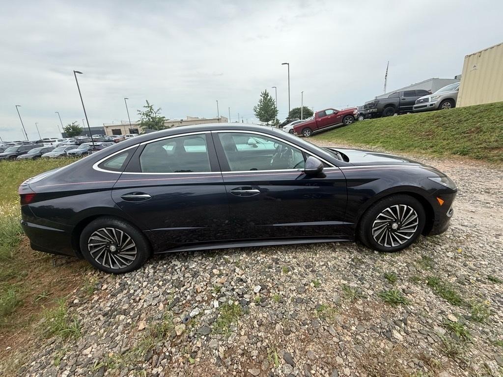 used 2022 Hyundai Sonata Hybrid car, priced at $22,265