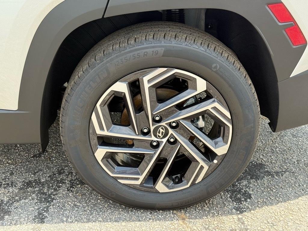 new 2025 Hyundai TUCSON Hybrid car, priced at $42,386
