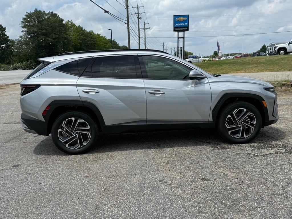 new 2025 Hyundai TUCSON Hybrid car, priced at $42,386