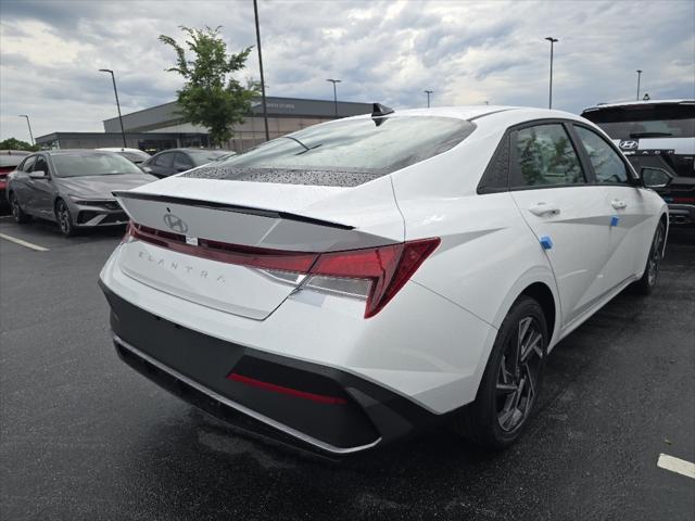 new 2025 Hyundai Elantra car, priced at $24,774